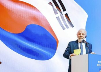 Em visita à Coreia do Sul, Lula afirma que Brasil e país asiático têm potenciais complementares e que parceria bilateral deve crescer, com foco em tecnologia, energia e comércio.