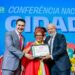 Lula destaca a importância da participação social na política urbana durante a 6ª Conferência Nacional das Cidades, anuncia meta de três milhões de moradias e reforça investimentos em prevenção climática.