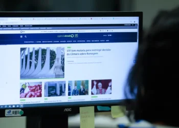 Agência Brasil encerra 2025 com alta de 20% nas visualizações, crescimento de usuários, forte presença nas redes sociais e ampliação do licenciamento editorial.