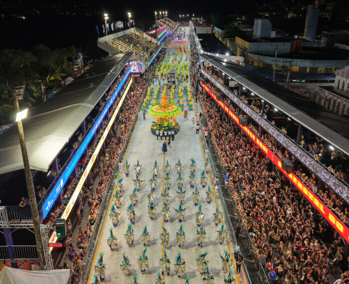 Sambão do Povo recebe os desfiles da Série Ouro do Carnaval de Vitória 2026 com mudanças no trânsito e esquema especial de segurança para foliões.