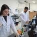 Kits de detecção de metanol desenvolvidos por pesquisador da UEPB passam a ser usados no Carnaval para evitar intoxicações e mortes causadas por bebidas adulteradas.