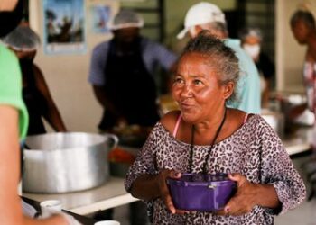 Governo federal amplia estratégia Brasil Sem Fome com ações integradas em 500 municípios para combater a insegurança alimentar grave e fortalecer políticas públicas.