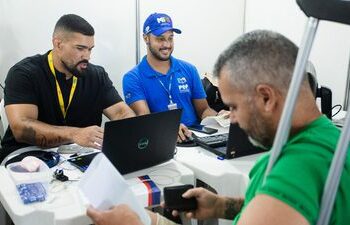 INSS realizou 224 atendimentos durante o Governo na Rua em Goiânia, com serviços administrativos, perícia médica e avaliação social.