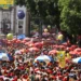 PM do Rio prendeu 243 pessoas e apreendeu 30 adolescentes durante o Carnaval, com reforço de 12 mil agentes e ações focadas nos megablocos.