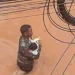 Ex-soldado do Exército, Yuri Souza, de 19 anos, salva bebê de cinco meses durante enchente histórica em Juiz de Fora, poucos dias antes de deixar o serviço militar.