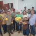 Agricultores de Piúma recebem 10 mil mudas de café conilon do projeto Arranjos Produtivos. Ação incentiva diversificação e fortalece agricultura familiar.
