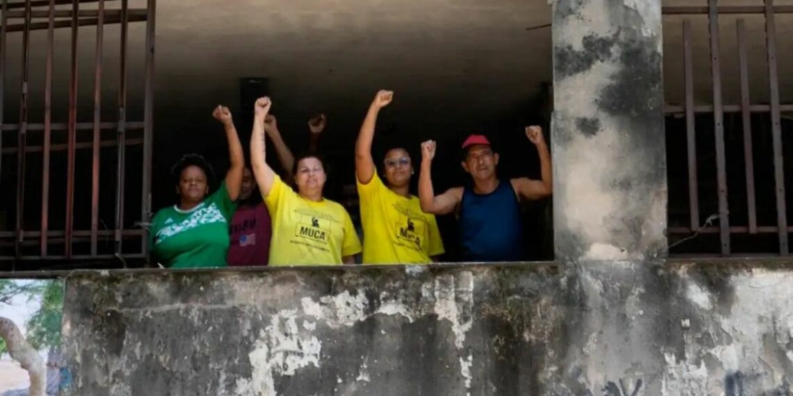 MPF propõe destinar prédio do INSS ocupado no centro do Rio para habitação de interesse social e garantir moradia para 115 pessoas.