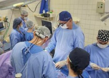 Hospital universitário de MS realiza cirurgia cardíaca rara com apoio de tecnologia avançada e equipe multidisciplinar, reforçando atendimento de alta complexidade no SUS.