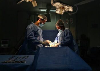 SUS promove maior mutirão da saúde da mulher no Brasil, com 230 mil procedimentos em 516 cidades. Ação inclui cirurgias, exames e acesso a contraceptivos.