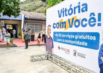 Vitória com Você oferece serviços gratuitos em Andorinhas e entrega melhorias em escola municipal com investimento de R$ 3,5 milhões.