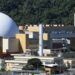 Especialistas apontam energia nuclear como caminho para autonomia energética do Brasil, com destaque para Angra 3 e domínio do ciclo do urânio.