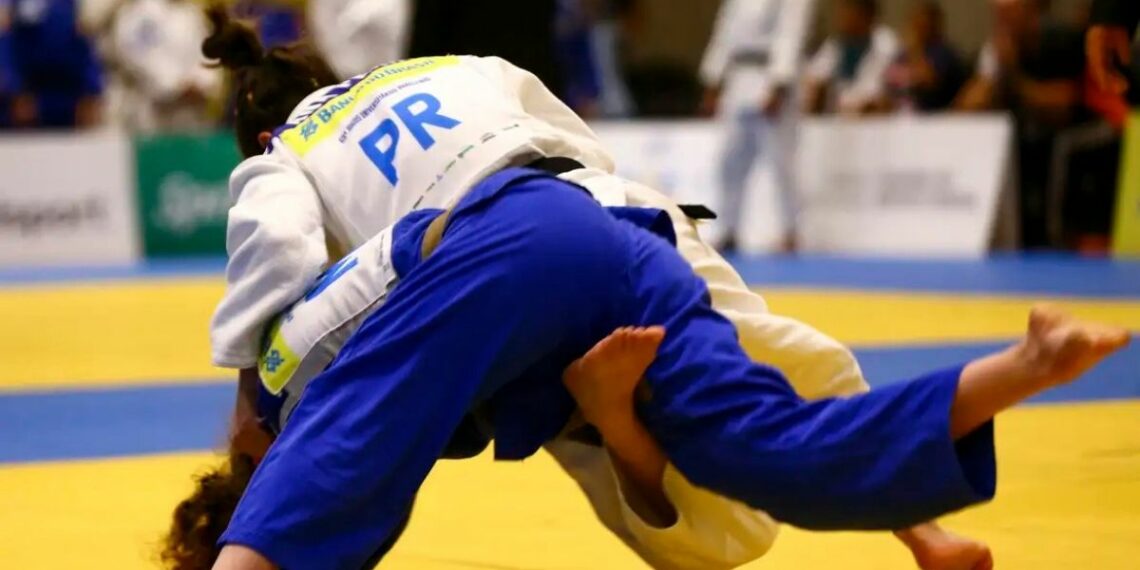 Mais de 10,3 mil atletas são contemplados pelo Bolsa Atleta 2026. Confira valores das bolsas, categorias e prazos divulgados pelo Ministério do Esporte.
