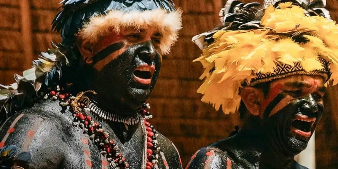 Povo Fulni-ô participa da Aldeia Multiétnica, na Chapada dos Veadeiros, com vivências culturais e troca de saberes indígenas.
