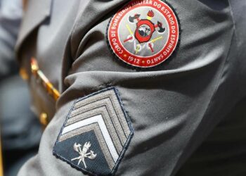 Assembleia Legislativa do Espírito Santo aprova projeto que aumenta o efetivo da Polícia Militar e do Corpo de Bombeiros, cria cargos e reorganiza as corporações para reforçar a segurança pública.