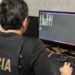 Delegado José Darcy Arruda é alvo de denúncia na Polícia Federal por suspeita de coação à testemunha e outros crimes. Caso envolve disputa interna e levanta questionamentos na segurança pública do Espírito Santo.