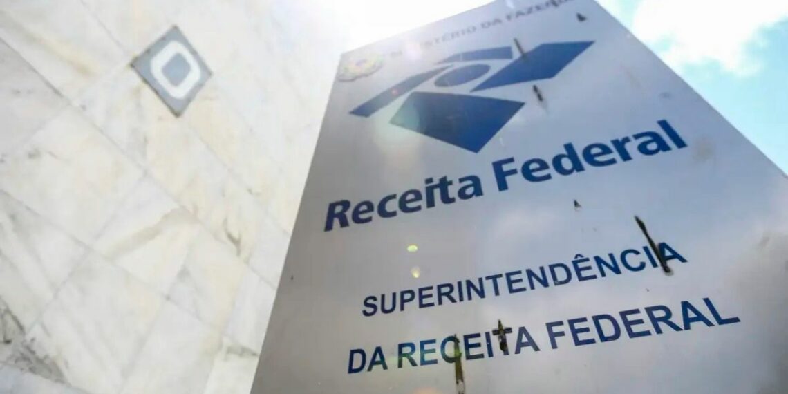 Governo regulamenta lei do devedor contumaz e estabelece punições para empresas com dívidas recorrentes com a União.