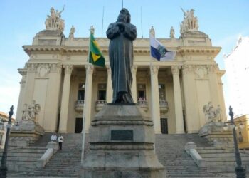 TSE confirma eleição indireta no Rio de Janeiro após saída de Cláudio Castro e Thiago Pampolha; escolha será feita pela Alerj.