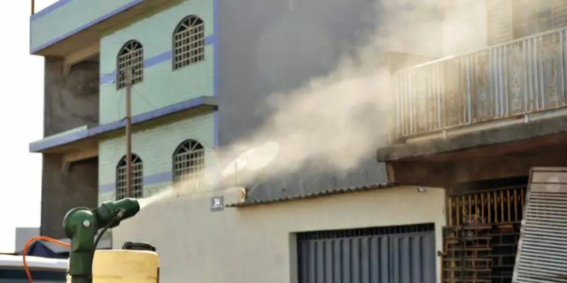 Ministério da Saúde destina R$ 900 mil para ações contra chikungunya em Dourados (MS), incluindo combate ao mosquito e reforço no atendimento.