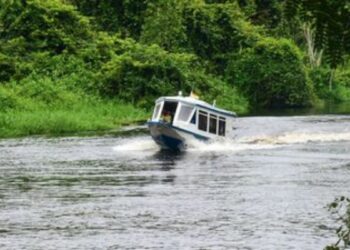INSS inicia uso de voadeiras no PREVBarco para atender comunidades isoladas em Rondônia com perícias e serviços sociais.