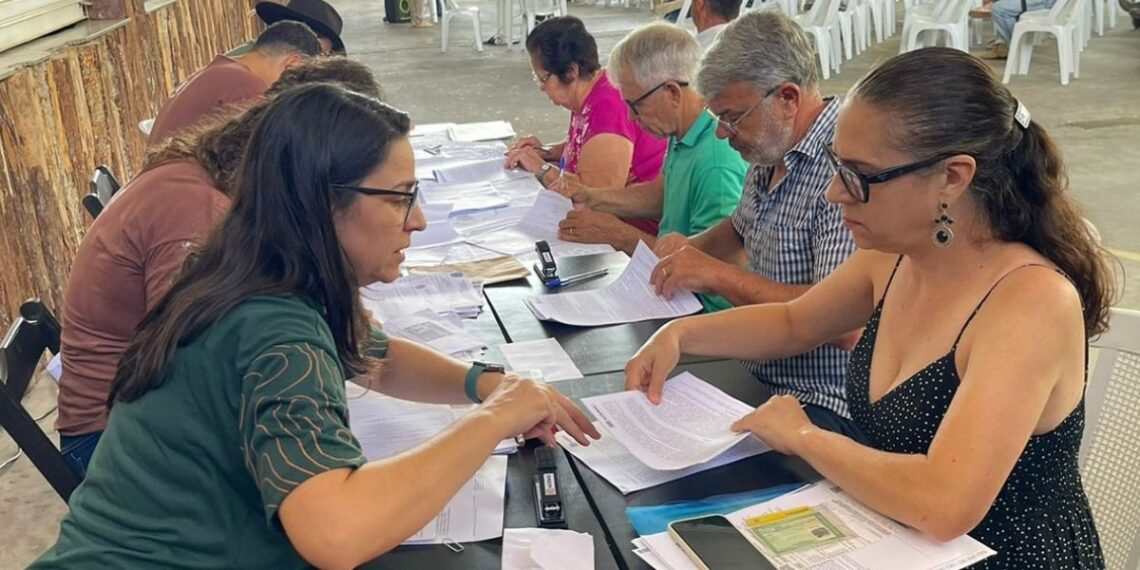 Assembleia do ES lança programa de crédito de carbono para agricultores familiares e prevê geração de renda com práticas sustentáveis.