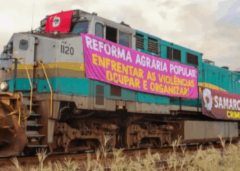 Famílias do Movimento dos Trabalhadores Rurais Sem Terra (MST) ocupam área da mineradora Samarco em Anchieta, no sul do Espírito Santo, durante mobilização nacional da Jornada das Mulheres Sem Terra por reforma agrária e justiça ambiental.