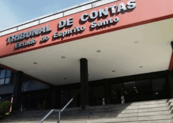 Sede do Tribunal de Contas do Estado do Espírito Santo (TCE-ES), localizada na Enseada do Suá, em Vitória (ES).