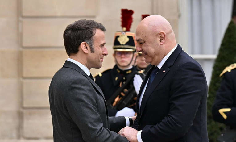Presidente da França pede contenção militar de Israel no Líbano em meio à crise regional