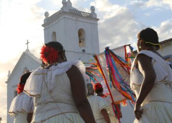 Assembleia Legislativa do Espírito Santo analisa projeto do governo que reestrutura a Secretaria de Cultura e cria novas gerências na pasta.