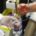 Projeto de lei no Espírito Santo propõe converter multas leves de trânsito em doação de sangue ou medula óssea para reforçar estoques e promover ações de solidariedade.
