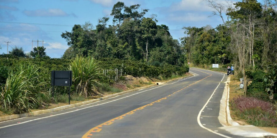 O deputado Lucas Polese apresentou o PL 840/2025 para reduzir a Taxa de Vistoria do DER-ES e estabelecer prazo máximo de 30 dias para análise de projetos em faixas de domínio no Espírito Santo.
