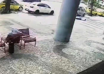 Policial militar e dois comparsas são condenados a 30 anos pela morte do advogado Rodrigo Crespo no Centro do Rio; crime teria ligação com interesses de organização ligada a apostas ilegais.