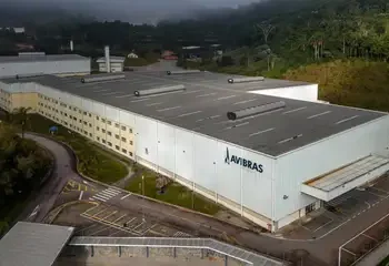 Trabalhadores da Avibras aprovam acordo para pagamento de R$ 230 milhões em dívidas trabalhistas após 1.280 dias de greve. Produção deve ser retomada em abril.