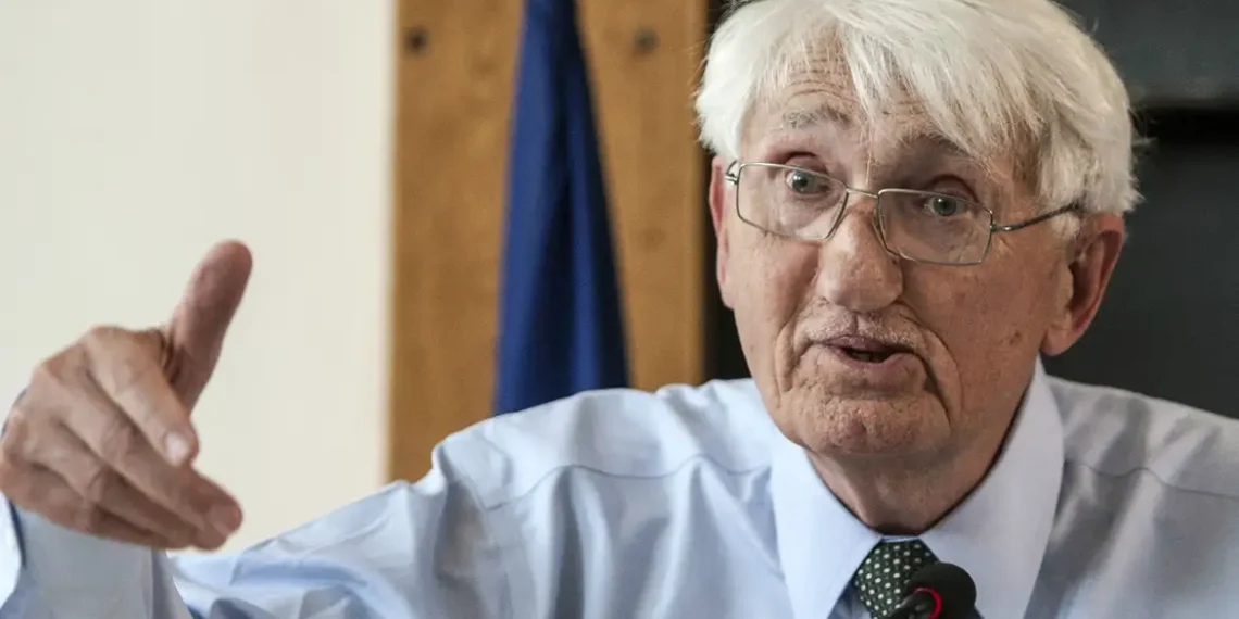 Filósofo e sociólogo alemão Jürgen Habermas morre aos 96 anos. Referência da Escola de Frankfurt, influenciou o debate global sobre democracia, linguagem e esfera pública.