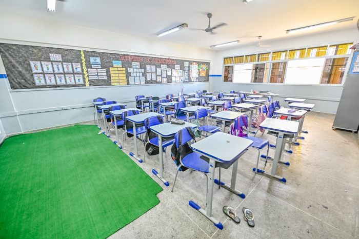 Prefeitura de Vitória convoca pedagogos e coordenadores aprovados no processo seletivo nº 20/2025 para entrega de documentos e contratação.
