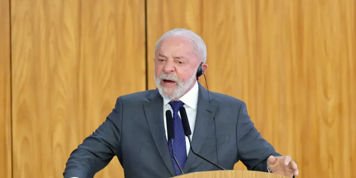 Presidente Lula cancela viagem ao Chile para posse de José Antonio Kast; Brasil será representado pelo ministro das Relações Exteriores, Mauro Vieira.