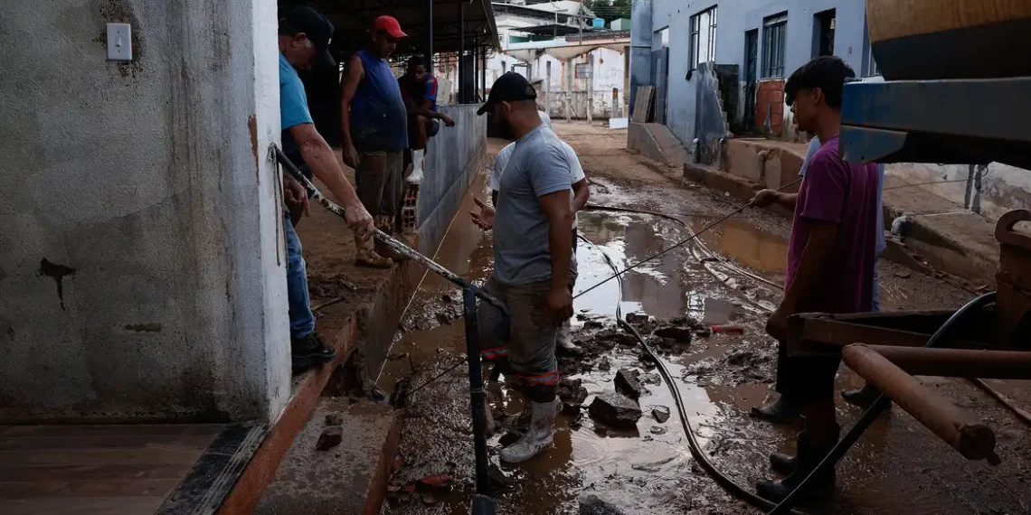 Governo federal libera mais R$ 11,5 milhões para cidades da Zona da Mata mineira e do Pará atingidas pelas chuvas; apoio inclui saúde, Samu e assistência humanitária.