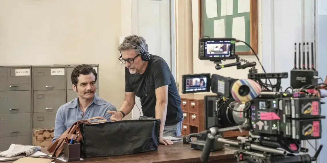 Cinema brasileiro volta ao Oscar com O Agente Secreto após vitória de Ainda Estou Aqui. Produção cresce com recorde de investimentos, mas público ainda é desafio.