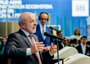 Em encontro Brasil-Alemanha, Lula destaca crescimento econômico, defende acordo com a União Europeia e reforça parcerias em energia, indústria e inovação.