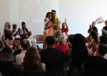 Evento no Rio reúne organizadores de Paradas LGBT+ para discutir desafios, logística e fortalecer a luta por direitos em diferentes municípios.