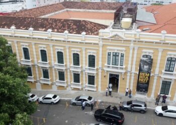 Exposição “Rembrandt – O mestre da luz e da sombra”, no Palácio Anchieta, já recebeu mais de 23 mil visitantes e destaca o Espírito Santo no cenário cultural internacional.