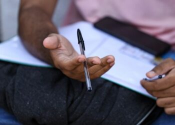 Inep abre prazo para pedir isenção da taxa do Enem 2026 entre 13 e 24 de abril. Veja quem pode solicitar e como fazer.