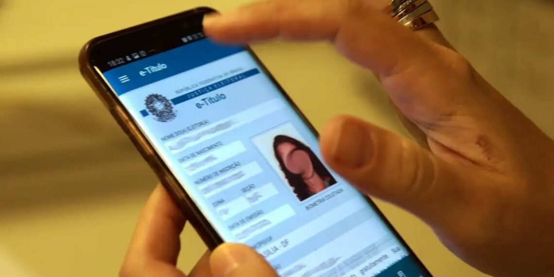 TRE-RJ promove Justiça Itinerante em shoppings da zona oeste do Rio para regularização do título de eleitor e coleta de biometria. Atendimento gratuito sem agendamento.