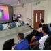 Estudantes da rede municipal de Vitória participam de atividades do Programa Saúde na Escola, com orientações sobre saúde mental, atividade física e prevenção à violência e ao uso de drogas.
