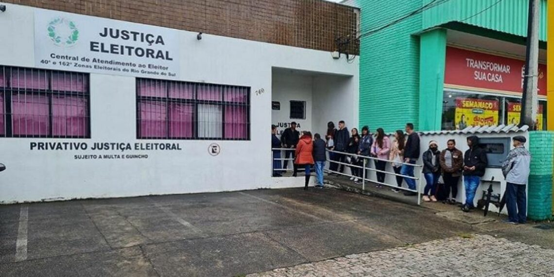 Prazo para emitir ou regularizar título de eleitor vai até 6 de maio. Veja regras, quem precisa atualizar e datas do calendário eleitoral.