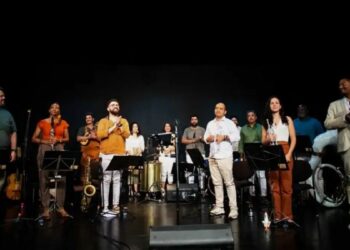Orquestra Pizindim lança single “O pulo do sapo” no Dia Nacional do Choro e anuncia show com faixas inéditas em Brasília.