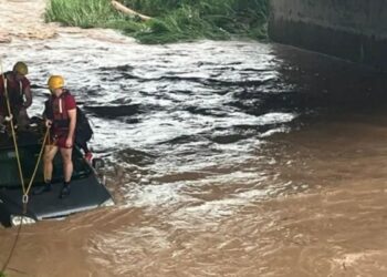 Corpo de mulher desaparecida após cair com carro em ribeirão é encontrado em Piracicaba; chuvas já causaram 23 mortes em São Paulo.