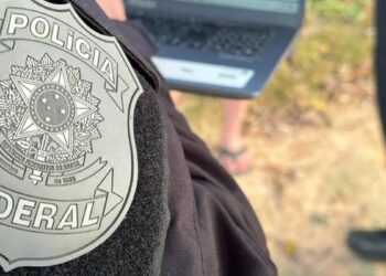 Polícia Federal realiza operação em cidades do interior de São Paulo para investigar possível gestão temerária de R$ 13 milhões da previdência municipal.