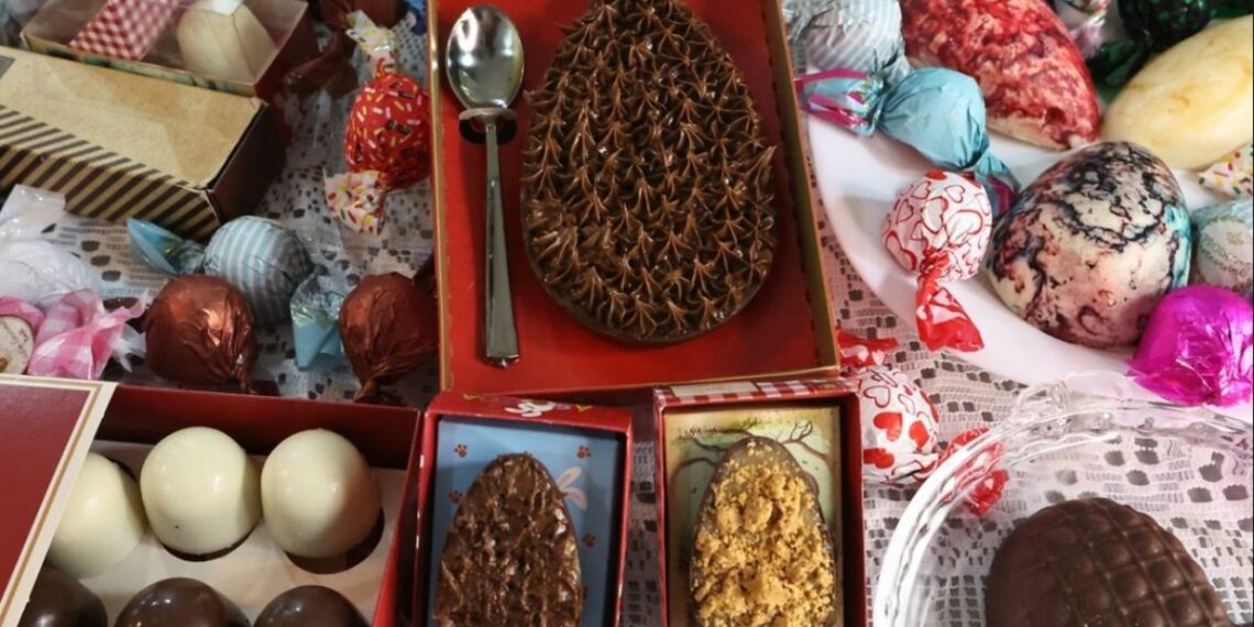 Páscoa no Brasil combina tradição religiosa, consumo de chocolates e oportunidades de renda para milhões de brasileiros.