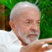 Lula anuncia que vai anular leilão de GLP da Petrobras com ágio de até 100% e critica impacto no preço do gás de cozinha.