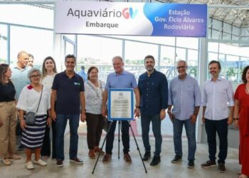 Governo do ES entrega reforma da Rodoviária de Vitória e amplia sistema aquaviário com nova estação e embarcação.